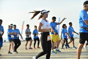 BIB: 
                            <button type="button" onclick="openModal(3180679)" class="btn btn-primary btn-sm float-right btn-popup" data-toggle="modal" data-target=".modal-high-quality">
                        <i class="fas fa-shopping-cart"></i> Add to Cart
                    </button>
                                            <button type="button" onclick="isThisMe(3180679, true)" class="btn btn-success btn-sm float-right btn-popup btn-isme hidden" data-toggle="tooltip" data-placement="bottom" title="นี่คือรูปของคุณใช่ไหม คลิกที่นี่เพื่อเอาเข้าอัลบั้ม">
                        <i class="fas fa-plus"></i> Add to album
                    </button>
                    <button type="button" onclick="isThisMe(3180679, false)" class="btn btn-warning btn-sm float-right btn-popup btn-isnotme hidden">
                        <i class="fas fa-ban"></i> Remove from album
                    </button>